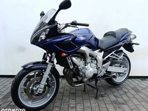 YAMAHA FZS
