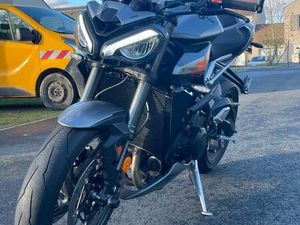 TRIUMPH STREET TRIPLE 765 RS – 2024 – 1 900 KM