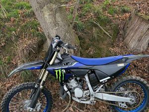 125 YZ