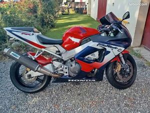 MOTO HONDA CBR 929 RR