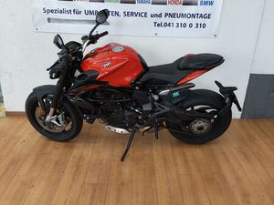 MV AGUSTA B3 BRUTALE 800, NAKED, OCCASION, CHF 6'990.- 35KW 35 KW A2