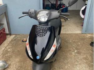 SCOOTER PIAGGIO ZIP 4T