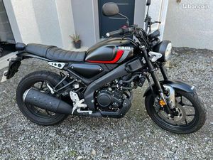 YAMAHA 125 XSR