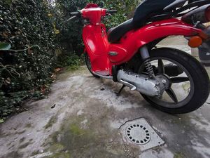 VENDO APRILIA SCARABEO 50 (1994 - 99) USATA A PESCARA (CODICE 9895075) - MOTO.IT