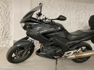 YAMAHA TDM 900