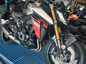 ② MOTO SUZUKI GSXS1000 A VENDRE