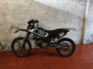 HUSQVARNA 250 WR CABANAS DE VIRIATO