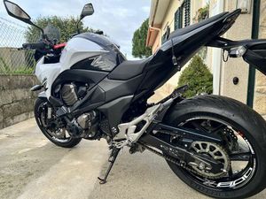 KAWASAKI Z800 35KW MATOSINHOS E LEÇA DA PALMEIRA