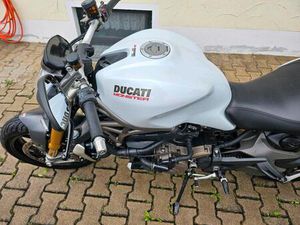 VERKAUFE DUCATI MONSTER 1200S, TOP ZUSTAND