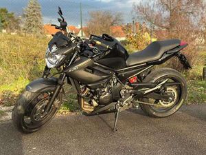 YAMAHA XJ6