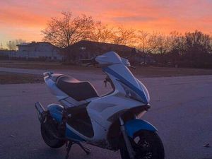 PEUGEOT JETFORCE (50 CCM ROLLER)