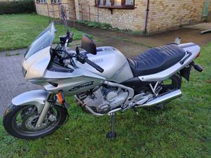 YAMAHA, DIVERSION, 2003, 598 (CC)(ONLY 9000 GENUINE MILES)