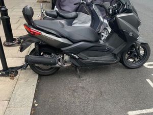 YAMAHA XMAX 125 ABS 2016 MAT GREY 12.700 MILES RUN LIKE NEW