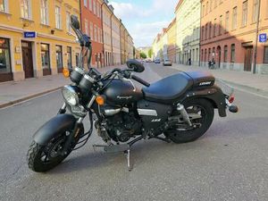 KEEWAY SUPERLIGHT 125 LADNY DESIGN I ELEGANCJA 2018R KARTUZY