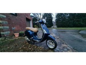 VESPA PRIMAVERA 125 ABS LED LICHT USB PIAGGIO