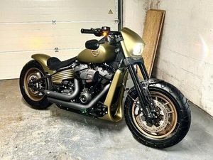 ② HARLEY FAT BOB 114 CUSTOM 3000KMS