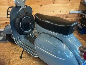 VESPA GL150