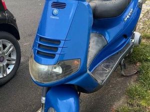 PIAGGIO SKIPPER ST 125ER ROLLER