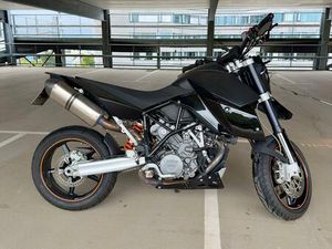 KTM SM 990 SUPERMOTO AKRAPOVIC