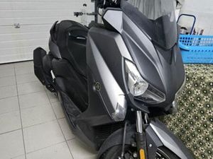 YAMAHA XMAX 400 ABS 2017 ODIVELAS