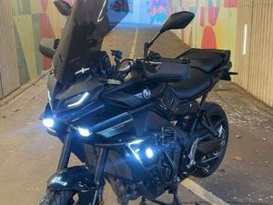 TRACER 900 FULL BLACK