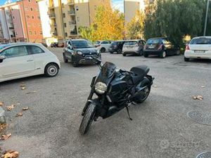 DUCATI DIAVEL CARBON