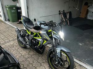 KAWASAKI Z125