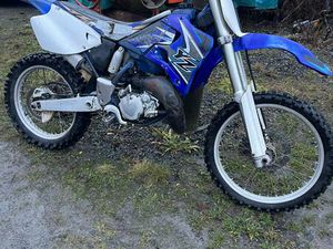 YAMAHA YZ125
