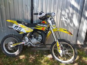 SUZUKI RM 85 2005 (NA KOLACH 19/16) MOŻLIWA ZAMIANA ZA COŚ CIEKAWEGO KIELCE