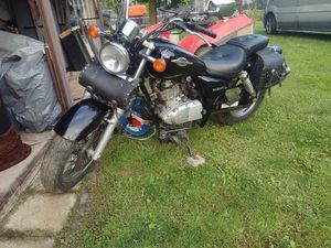 SUZUKI MARAUDER 125 Z NIEMIEC TYLKO TEN TYDZIEŃ OSTROWIEC ŚWIĘTOKRZYSKI