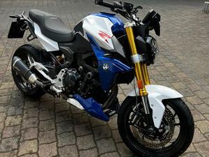 BMW F 900 R