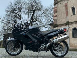 BMW F 800 GT MIT TOPCASE & NAVIHALTER