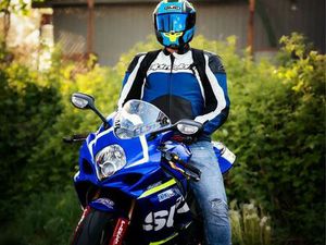 SUZUKI GSXR K7 1000 SPRZEDAM LUB ZAMIENIE ZA DOSTAWCZO OSOBOWE MRZEŻYNO