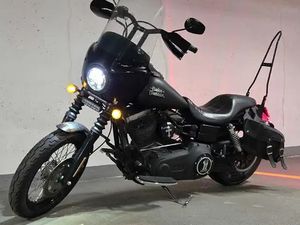 2015 DYNA STREET BOB, 1690 CC