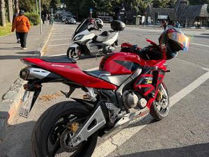 HONDA CBR 600 RR WENIG KM ORIGINALZUSTAND