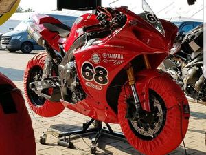 YAMAHA RACEBIKE - YZF R1 RN 225 MIT TRAKTIONSKONTROLLE