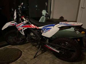 MRT3 FREEJUMP CROSS 50