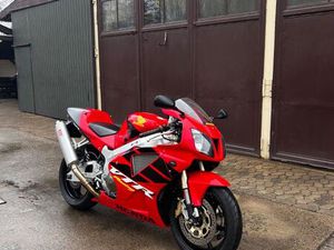 HONDA VTR-SP1 WENIG KILOMETER