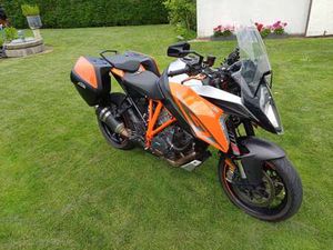 SUPER DUKE GT