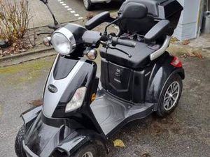 ROLEKTRO E-QUAD V.2 PREMIUM SENIORENMOBIL