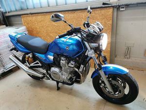 YAMAHA XJR 1300
