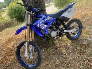 85 YZ