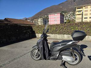 HONDA SH 300A CANTON TESSIN -