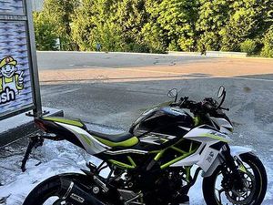 KAWASAKI Z125 CANTON ARGOVIE -