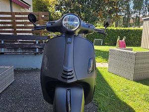 VESPA GTS300 CANTON ZURICH -