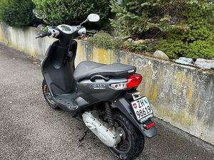 YAMAHA YN50 CANTON ZURICH -