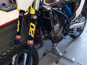 HUSQVARNA FC 450 BJ. 2022 91,5 STUNDEN GELAUFEN