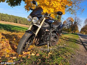 TRIUMPH STREET TRIPLE