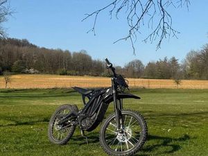 SURRON BIGHT BEE 2024 E-MOTOCROSS