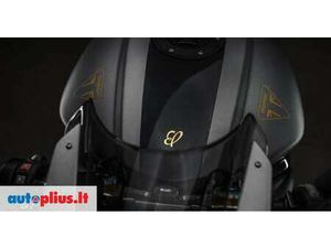 TRIUMPH SPEED TRIPLE 1200 CC, SUPERBIKES